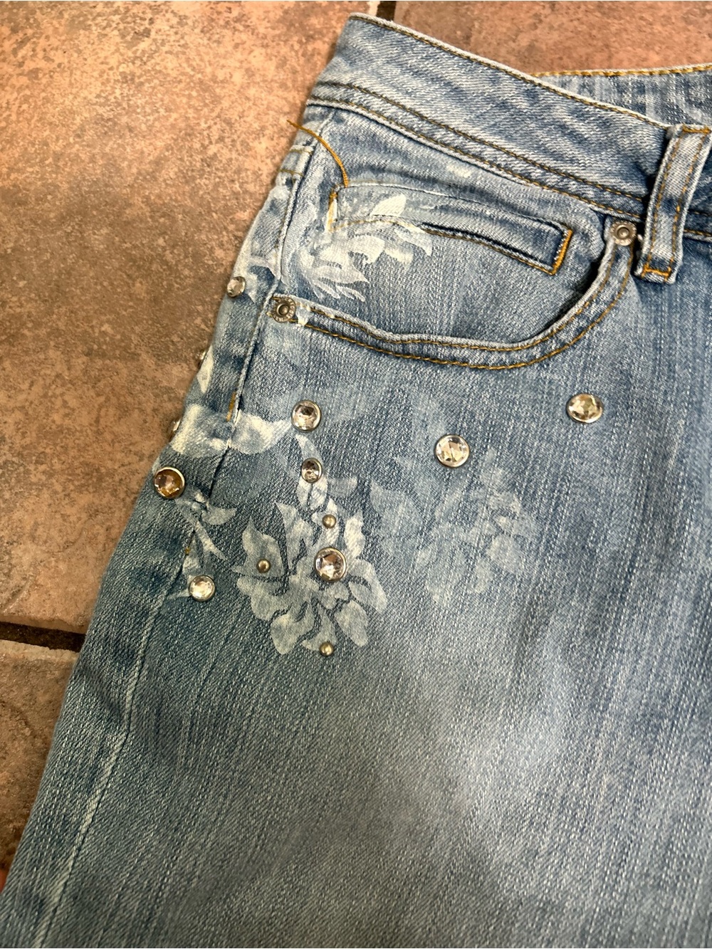 Chico's Light Blue Floral-Print Wide Leg Jeans - Picture 3 of 5